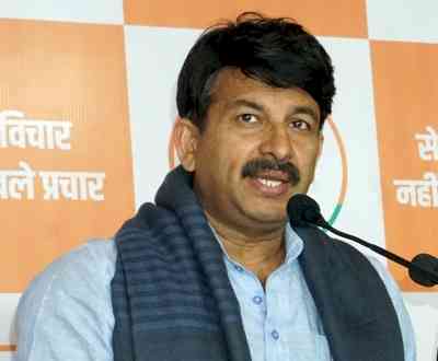 AAP account should be frozen till Rs 163 crore is returned: Manoj Tiwari