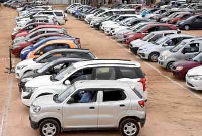 Passenger vehicles sales witness spike, cross 37.92L in 2022