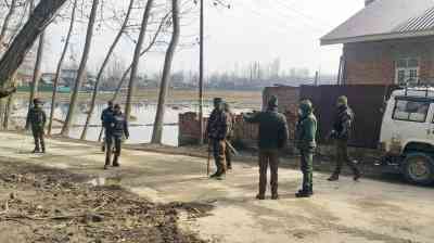 Gunfight breaks out in J&K's Budgam