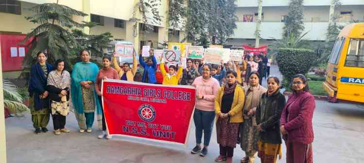 NSS Camp concludes at Ramgarhia Girls College