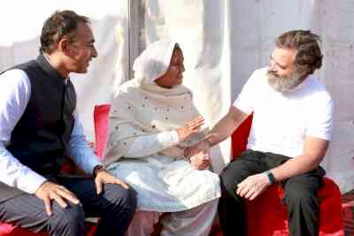 Rahul meets Kanshi Ram's sister in BJY's Punjab leg