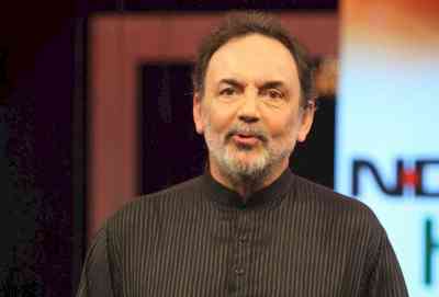 Delhi HC questions CBI on lookout circulars against Prannoy Roy, Radhika Roy