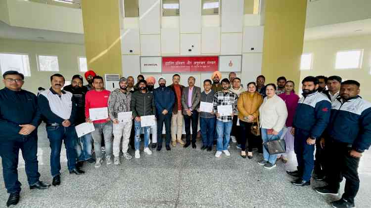 Honda India Foundation conducts safe driving training for Light Motor and Heavy Motor Vehicle drivers of Haryana