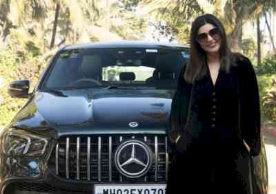 Sushmita Sen gets herself car worth whopping Rs 1.92 crore