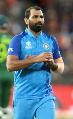 If you get command on line and length, you can rule the world: Mohammed Shami to Umran Malik