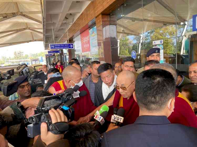 Dalai Lama returns back to Dharamshala