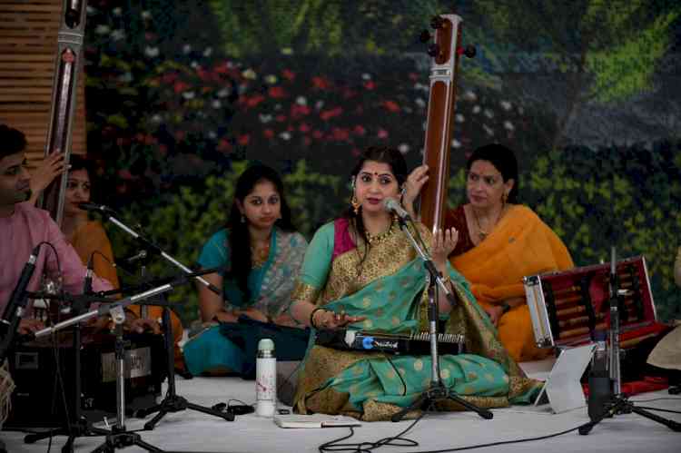 Kanha Music & Meditation Festival kicks in marking 150th Birth Anniversary Week of Lalaji Maharaj as Sangeet Samragyi Kaushiki Chakraborty renders enchanting music  