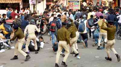 Protest at Patna police station after SI misbehaves with woman