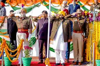 Punjab witnessing holistic development, says CM Mann at R-Day function