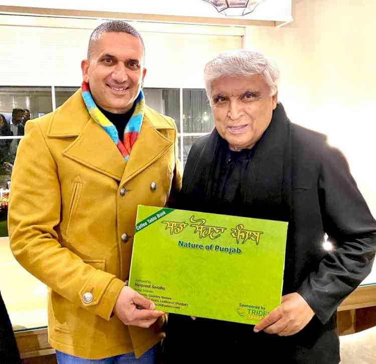 Punjab's Author presents pictorial book on Nature of Punjab to Legend Author of Hindi Cinema Javed Akhtar