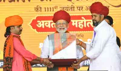 Modi strikes chord with Gujjars at 1111th 'Avataran Mahotsav' in poll-bound Raj