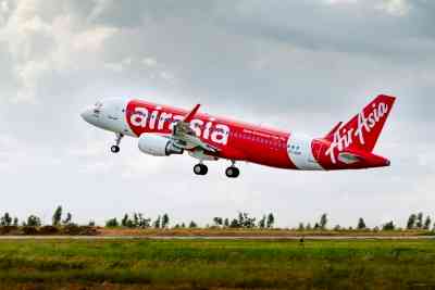 Air Asia flight makes emergency landing at Lucknow after bird hit