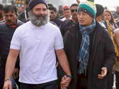 Bhaichung Bhutia participates in Bharat Jodo Yatra with Rahul