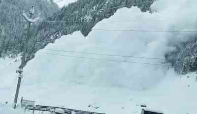 Avalanche warning issued for different areas in J&K
