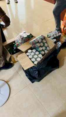 Over 11K bottles of liquor being smuggled to Bihar, seized in UP