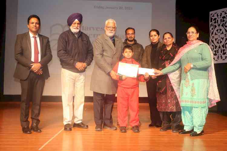 Jatinder Pannu, veteran journalist visited Harvest International School