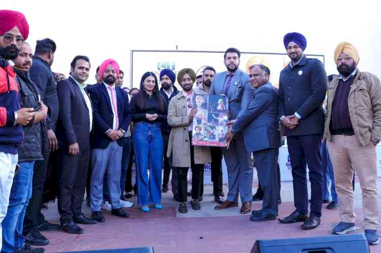 The star cast of the film 'Kali Jotta' visited CT University