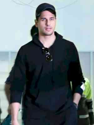 Sid arrives in Jaisalmer; all set for Sunday wedding amid OTT deal talk