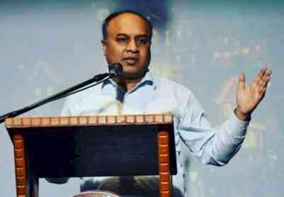 Ktaka AAP poses five questions to PM on Adani