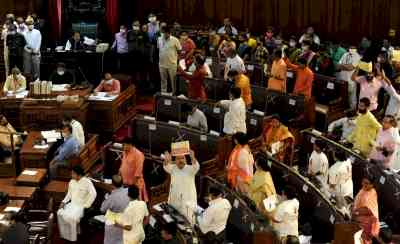 Ruckus in Bengal Assembly as Guv's speech 'omits' reference to scams