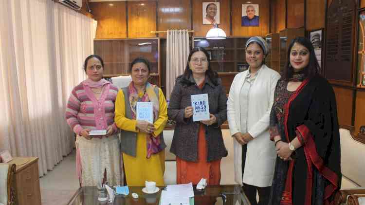 Prof Renu Vig, Vice Chancellor interacted with delegates from UNESCO MGIEP Ammaarah Martinus and Dr Richa Bansal