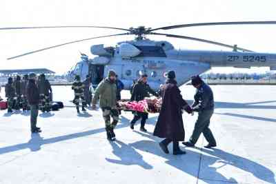 BSF airlifts 3 patients, 4 bodies from snow-bound Tanghdhar in J&K