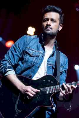 Atif Aslam to perform with Firdaus Orchestra live in concert in Dubai