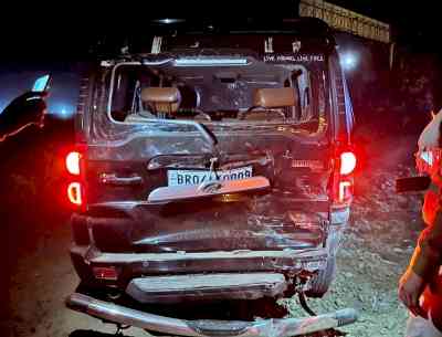 Truck rams into convoy of Pappu Yadav, 11 injured