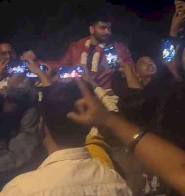 Shiv Thakare gets a royal welcome in hometown after 'Bigg Boss 16'