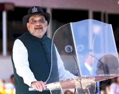 Shah to meet Kashmir Police martyrs' daughters on Maha visit