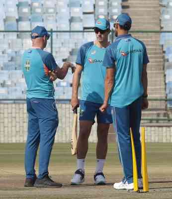 IND v AUS: Cameron Green, Mitchell Starc sweat it out to prove match fitness under New Delhi sunshine