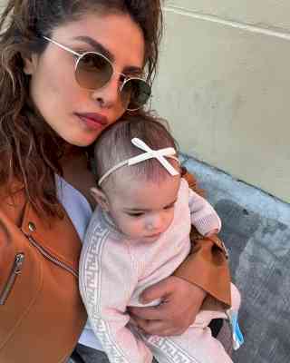 Priyanka finally lets a glimpse of daughter Malti on social media