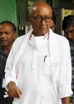 Cong to contest MP Assembly polls on Kamal Nath's face: Digvijaya Singh