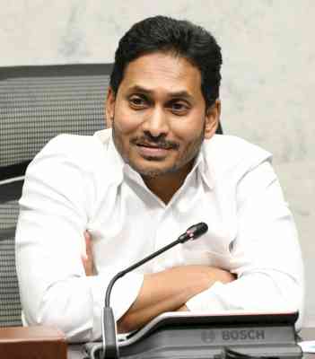 Biswabhusan brought dignity to Governor's post: Jagan