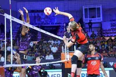 PVL: Hyderabad Black Hawks steal thrilling win over Bengaluru Torpedoes