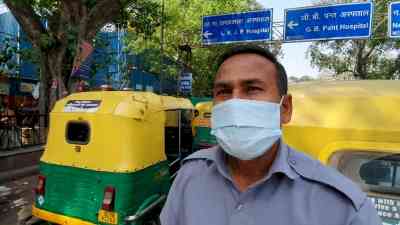 Delhi HC seeks govt's stand on plea challenging mandatory uniform for auto drivers