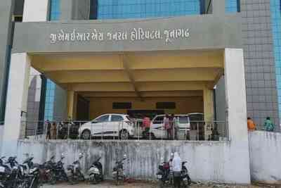 Gujarat: Bodies of couple found from auto-rickshaw parked in hospital