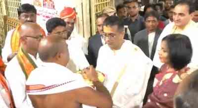 CJI Chandrachud offers prayers at Srisailam temple