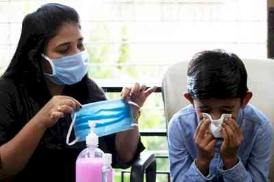 Delhi sees rise in flu cases with cough lasting for two weeks