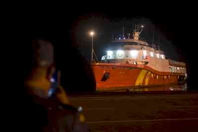 Indonesian fishing ship capsizes in Indian Ocean, leaving 1 dead, 9 missing