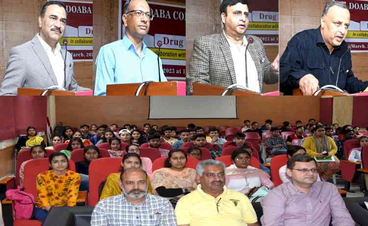 Seminar on Drug De-addiction held in Doaba College 