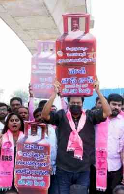 BRS protests over LPG price hike continue for second day