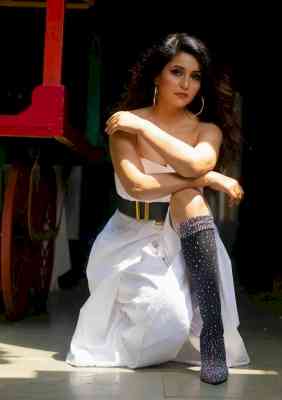 I don't mindlessly follow trends, select clothing appropriate for me: Charrul Malik