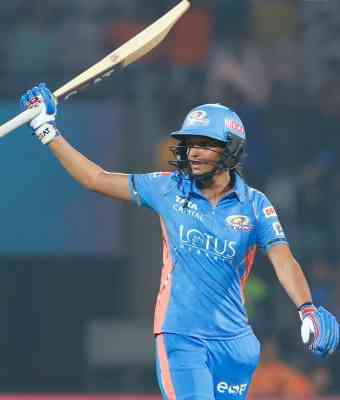 WPL 2023: Harmanpreet's 65 powers Mumbai Indians to 207/5 against Gujarat Giants in opener