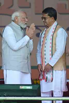 Manik Saha takes oath as Tripura CM; Modi, Shah attend swearing-in (Ld)