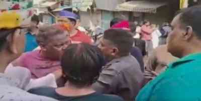 Clashes in Aligarh while playing Holi