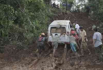 At least 17 killed, 41 missing due to landslides in Indonesia
