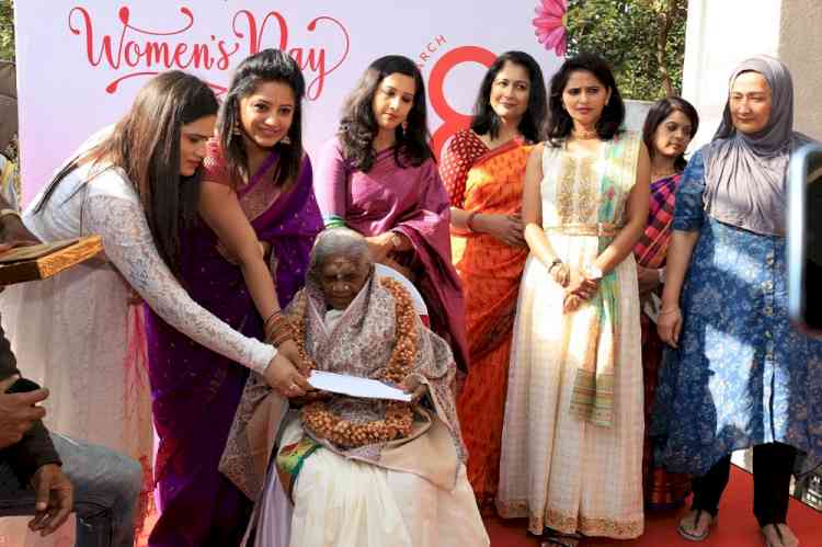 Kinder Women’s Hospital and Fertility Centre celebrates International Women’s Day with Padma Shri Awardee Shree Saalumarada Thimmakka