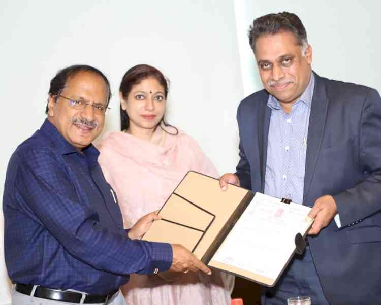 Manappuram Finance signs MoU with Digital University Kerala for employee training and product development  