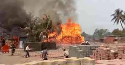 Fire breaks out in Mumbai wood godown, no casualties